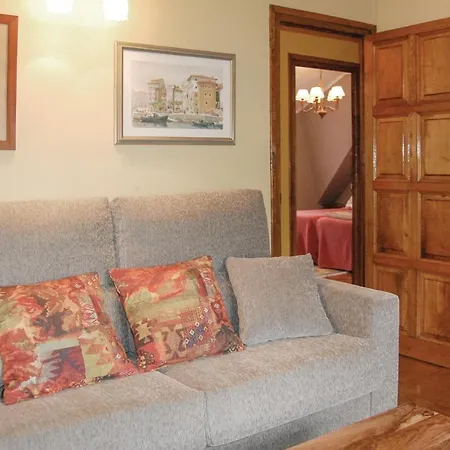 Gorgeous In Pilona With Kitchen